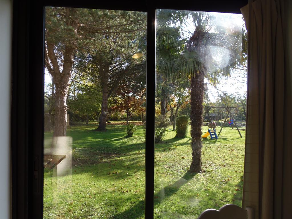 Maison Des Arbres Cours-de-Pile Bagian luar foto